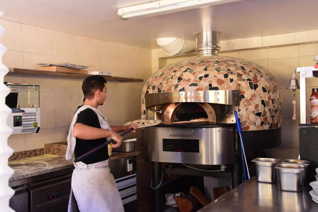 הייר Camping Le Mediterranee מראה חיצוני תמונה